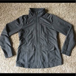 Mountain hardwear coat